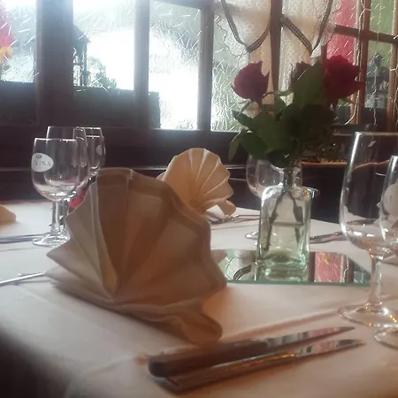 Moulin 酒店 萨斯格伦德