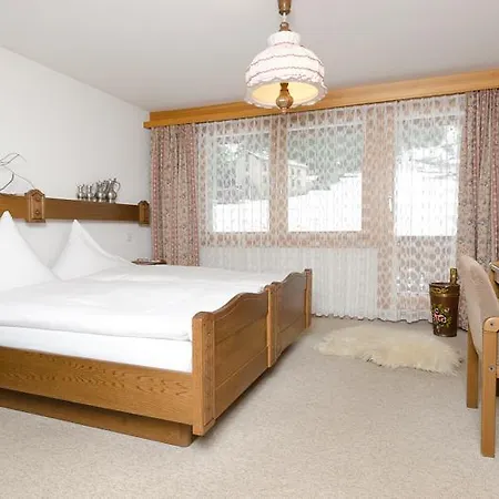 Moulin Hotel 3*